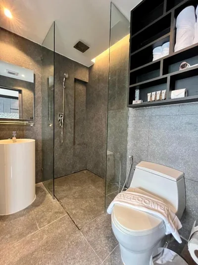 Kamala Beach P67 Exclusive Junior Suite – Fotos 3